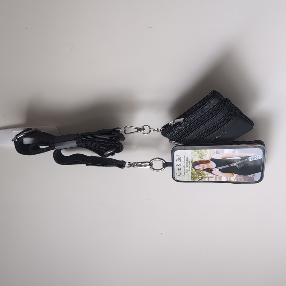 Save The Girls Clip And Go Black Strap Zippered Pouch And Phone Carrier NEW - Picture 3 of 10